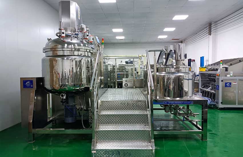 What is the Difference Between RHJ-A / B / C / D Vacuum Homogenizer Emulsifier?